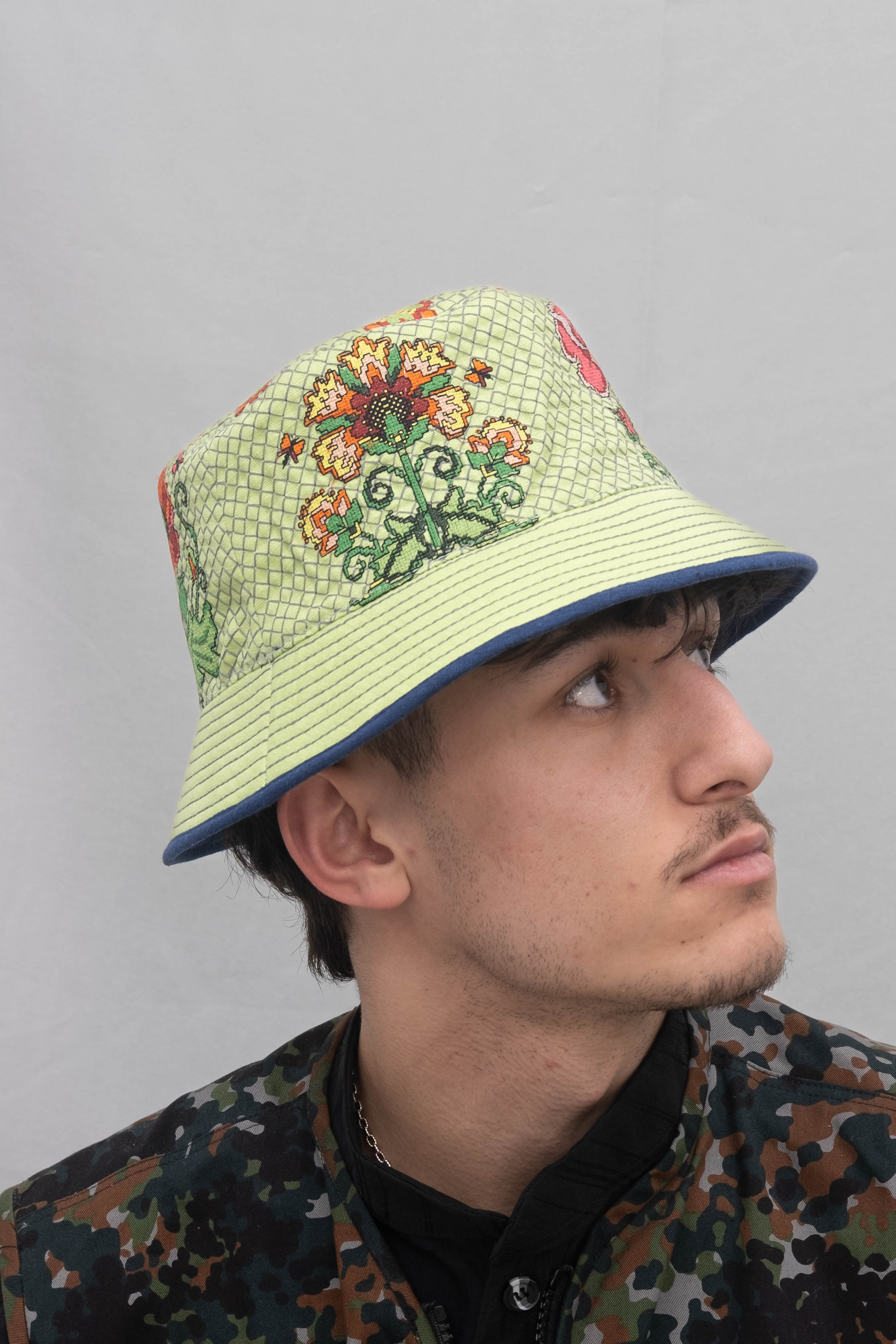 FLORAL CROSS-STITCH HAT